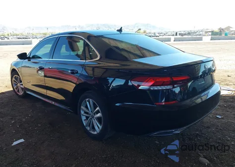 2020 Volkswagen Passat 2.0T Se z USA, uszkodzony, nr VIN 1VWSA7A33LC006155